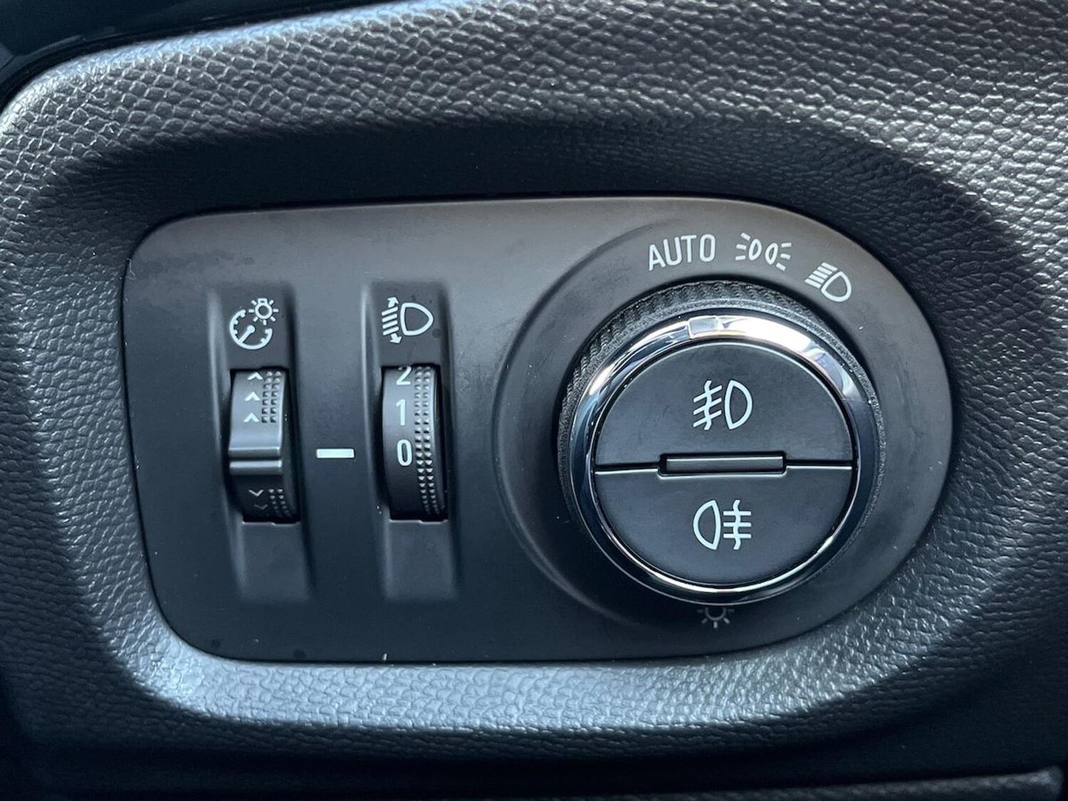 Used Vauxhall Corsa 2023 for sale - 78198107: Photo 24