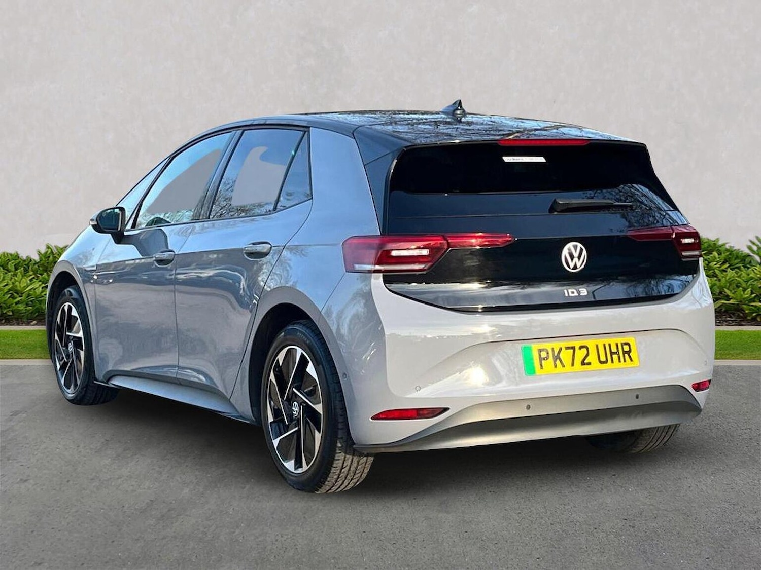 Used Volkswagen ID.3 2023 for sale - 78131773: Photo 2