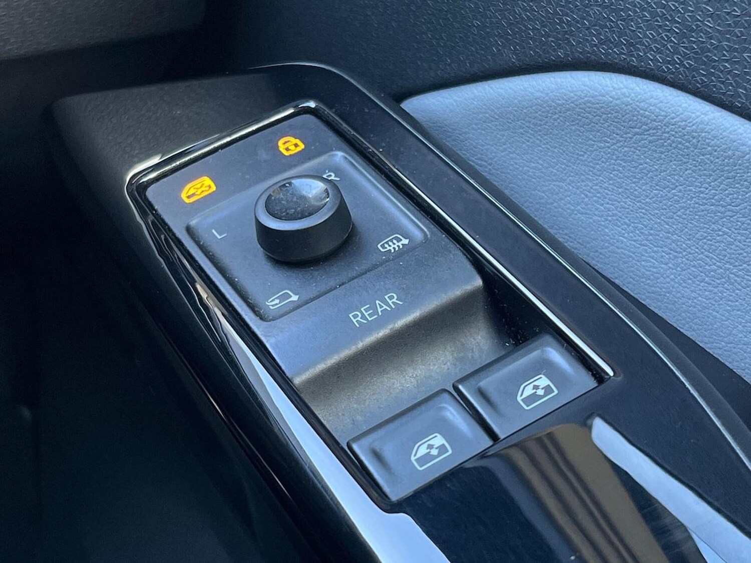 Used Volkswagen ID.3 2023 for sale - 78131773: Photo 24