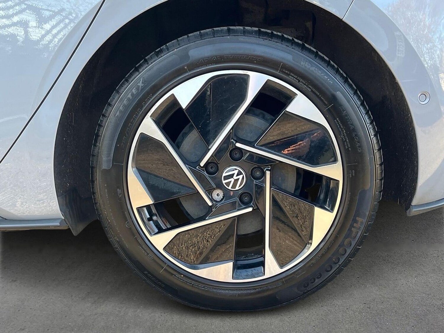 Used Volkswagen ID.3 2023 for sale - 78131773: Photo 9