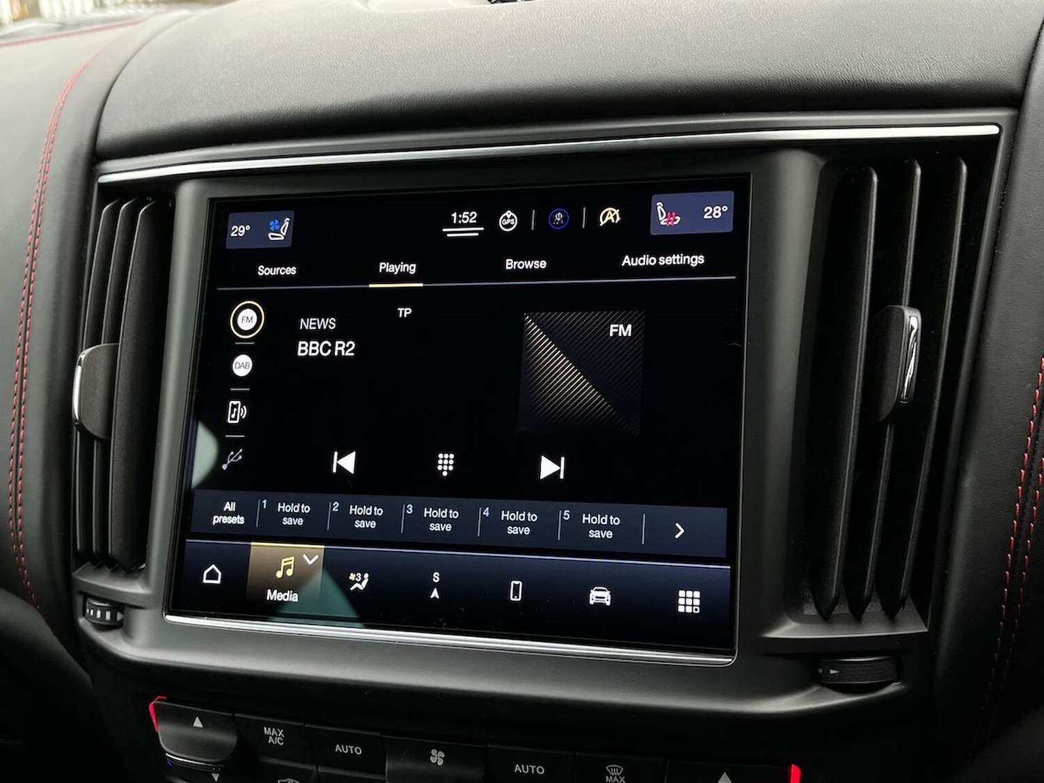 Used Maserati Levante 2023 for sale - 77802132: Photo 11