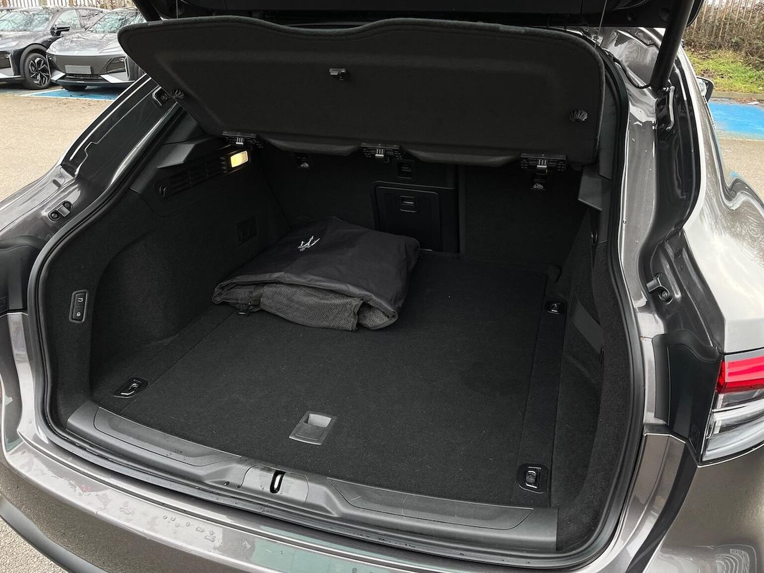 Used Maserati Levante 2023 for sale - 77802132: Photo 17