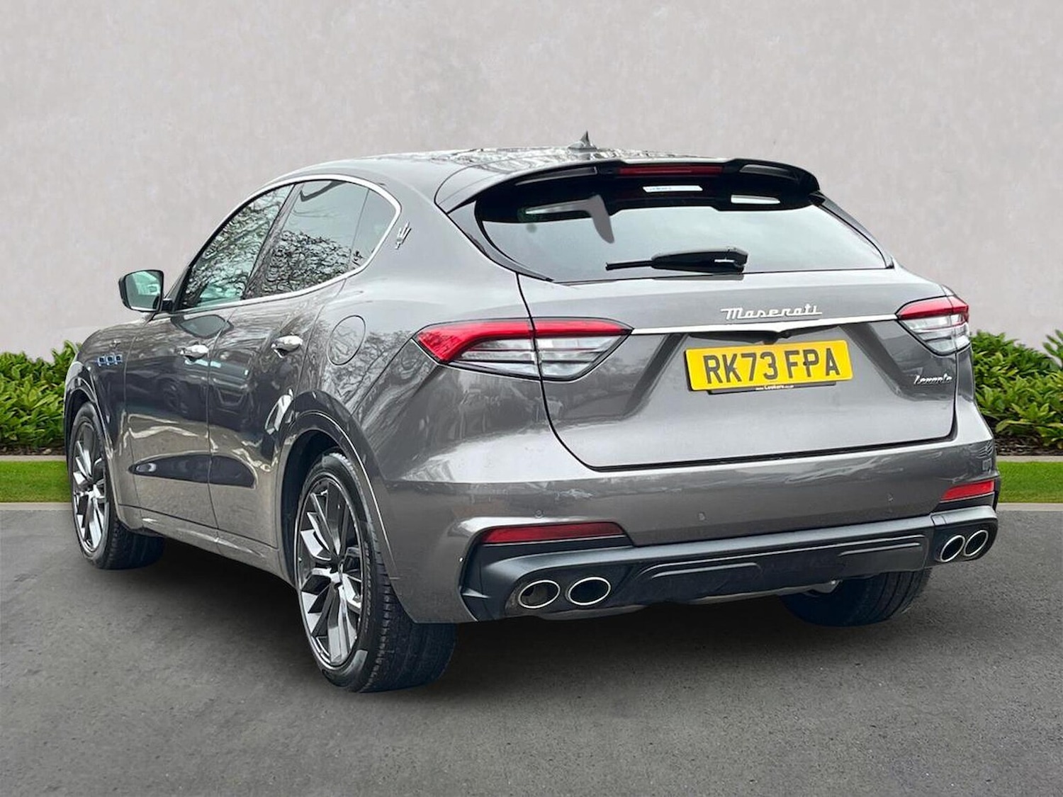 Used Maserati Levante 2023 for sale - 77802132: Photo 2