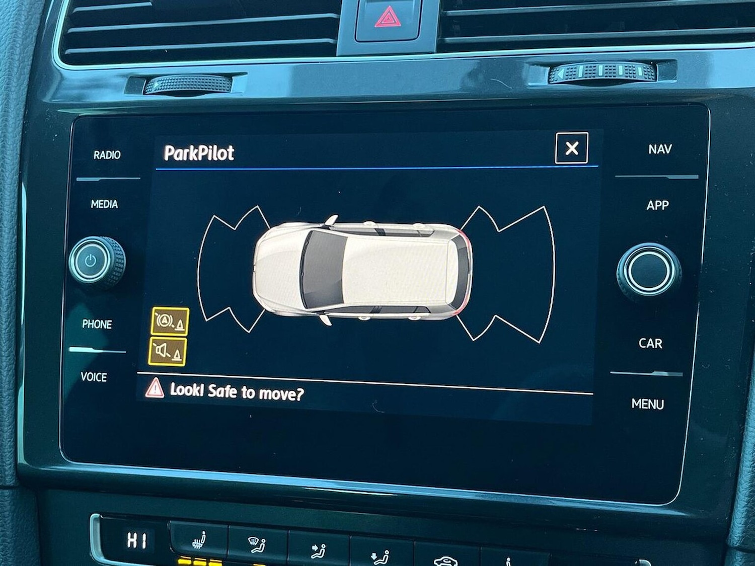 Used Volkswagen Golf 2020 for sale - 77077365: Photo 24