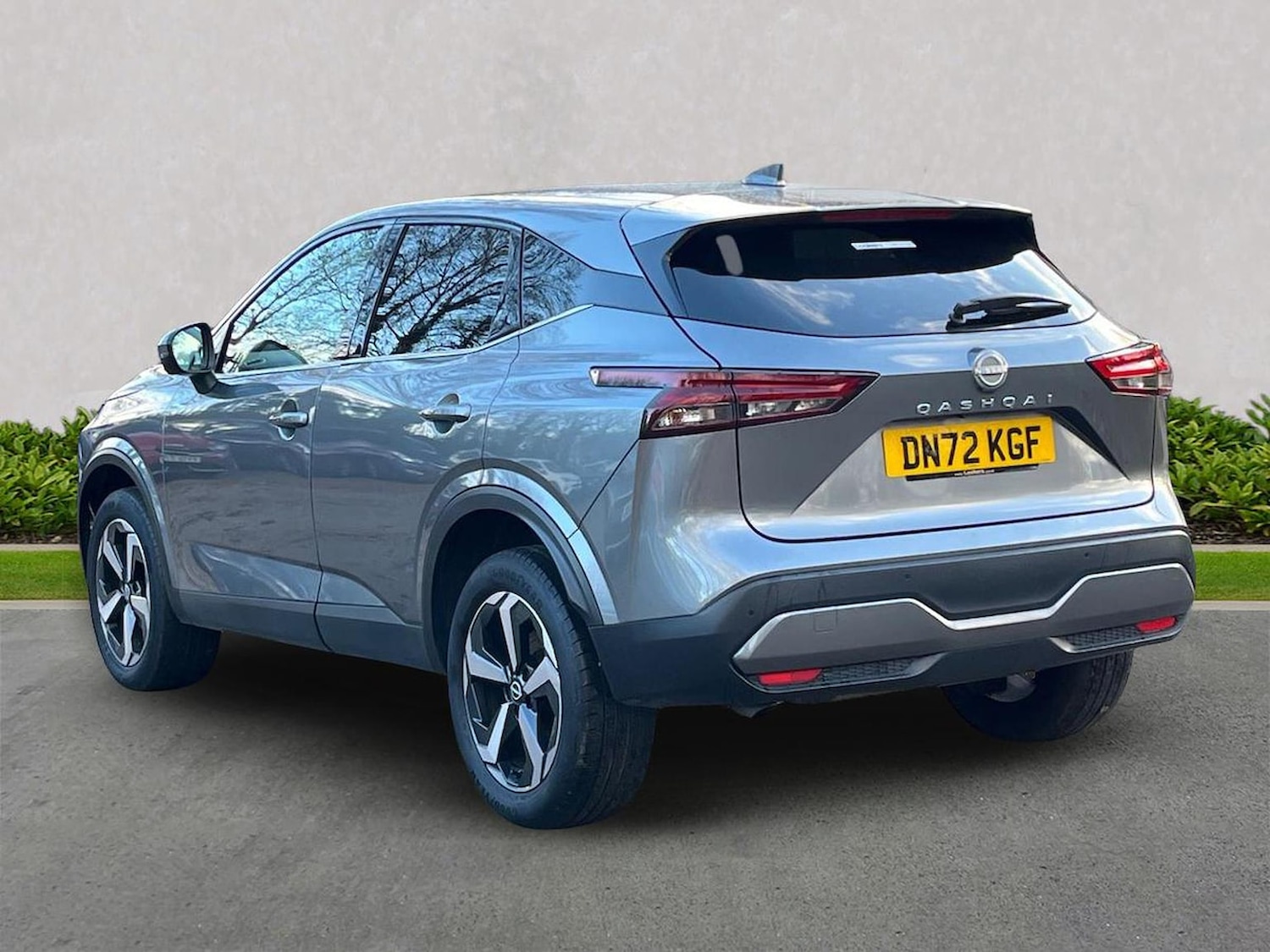 Used Nissan Qashqai 2022 for sale - 76628112: Photo 2