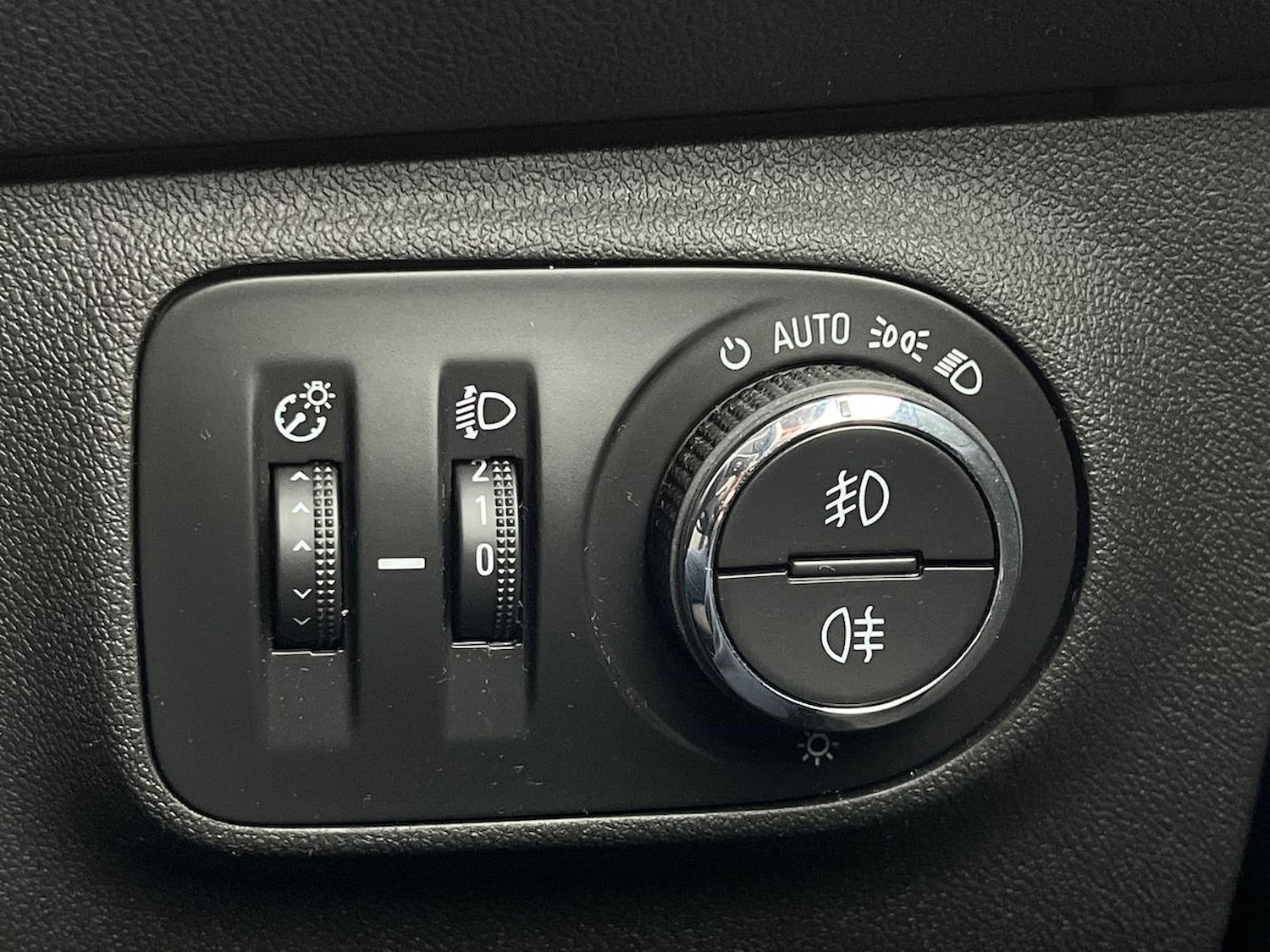 Used Vauxhall Corsa 2018 for sale - 76762445: Photo 22