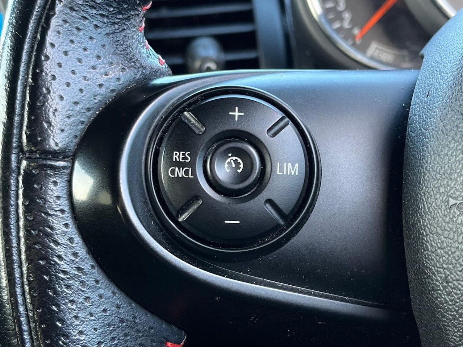 Used MINI Hatch 2018 for sale - 78196502: Photo 28