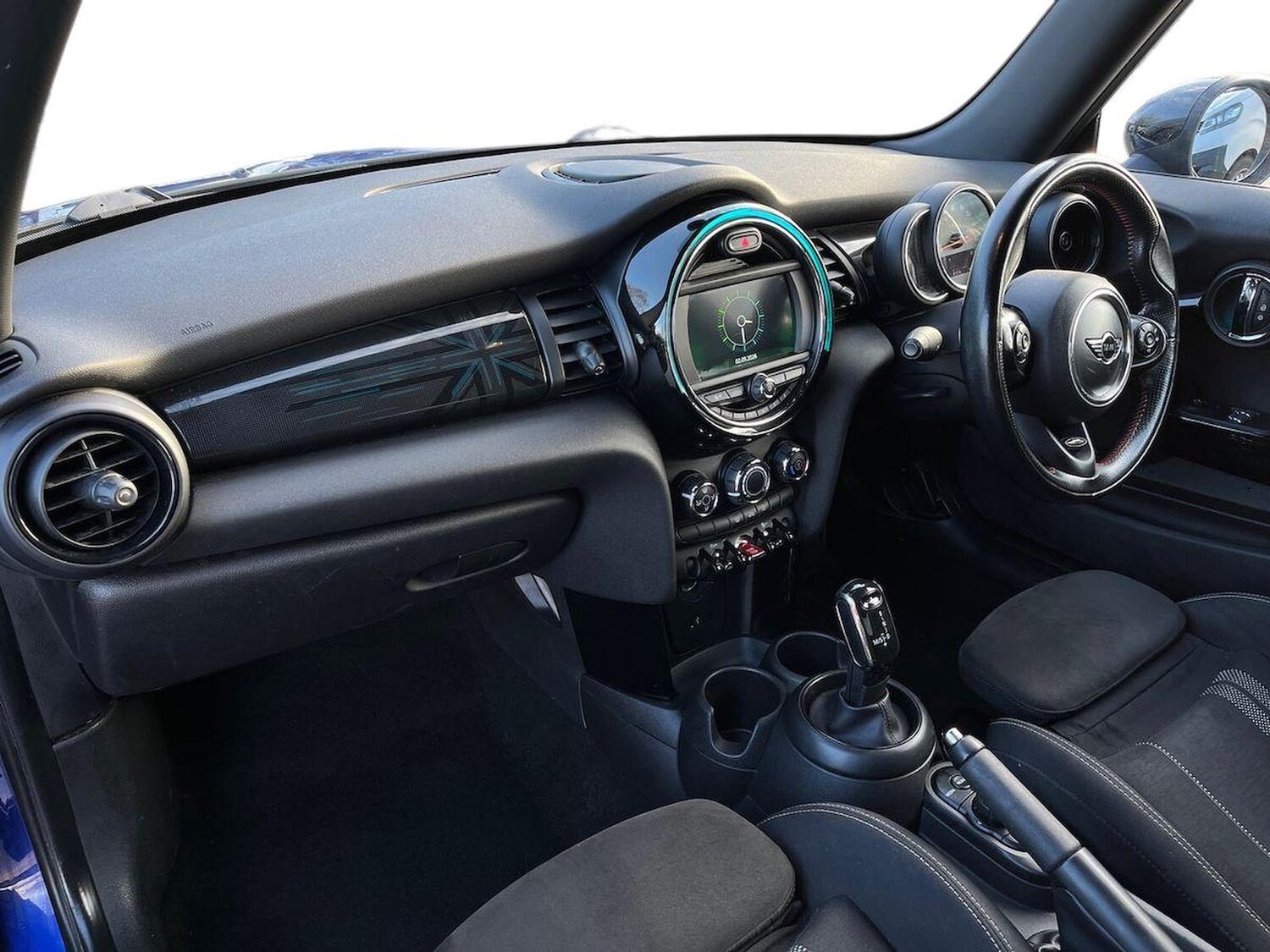 Used MINI Hatch 2018 for sale - 78196502: Photo 9