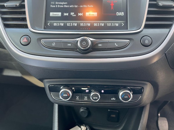 Used Vauxhall Crossland X 2018 for sale - 76237022: Photo 12