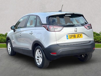 Used Vauxhall Crossland X 2018 for sale - 76237022: Photo 2