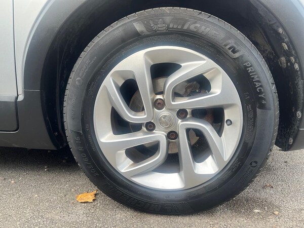 Used Vauxhall Crossland X 2018 for sale - 76237022: Photo 6