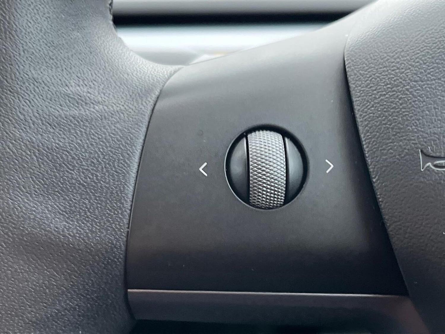 Used Tesla Model 3 2022 for sale - 77024250: Photo 26