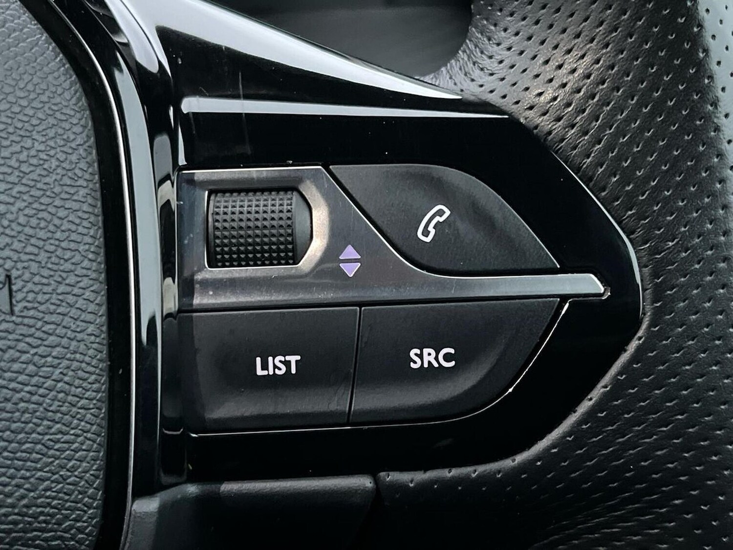 Used Peugeot 2008 2023 for sale - 77488671: Photo 27