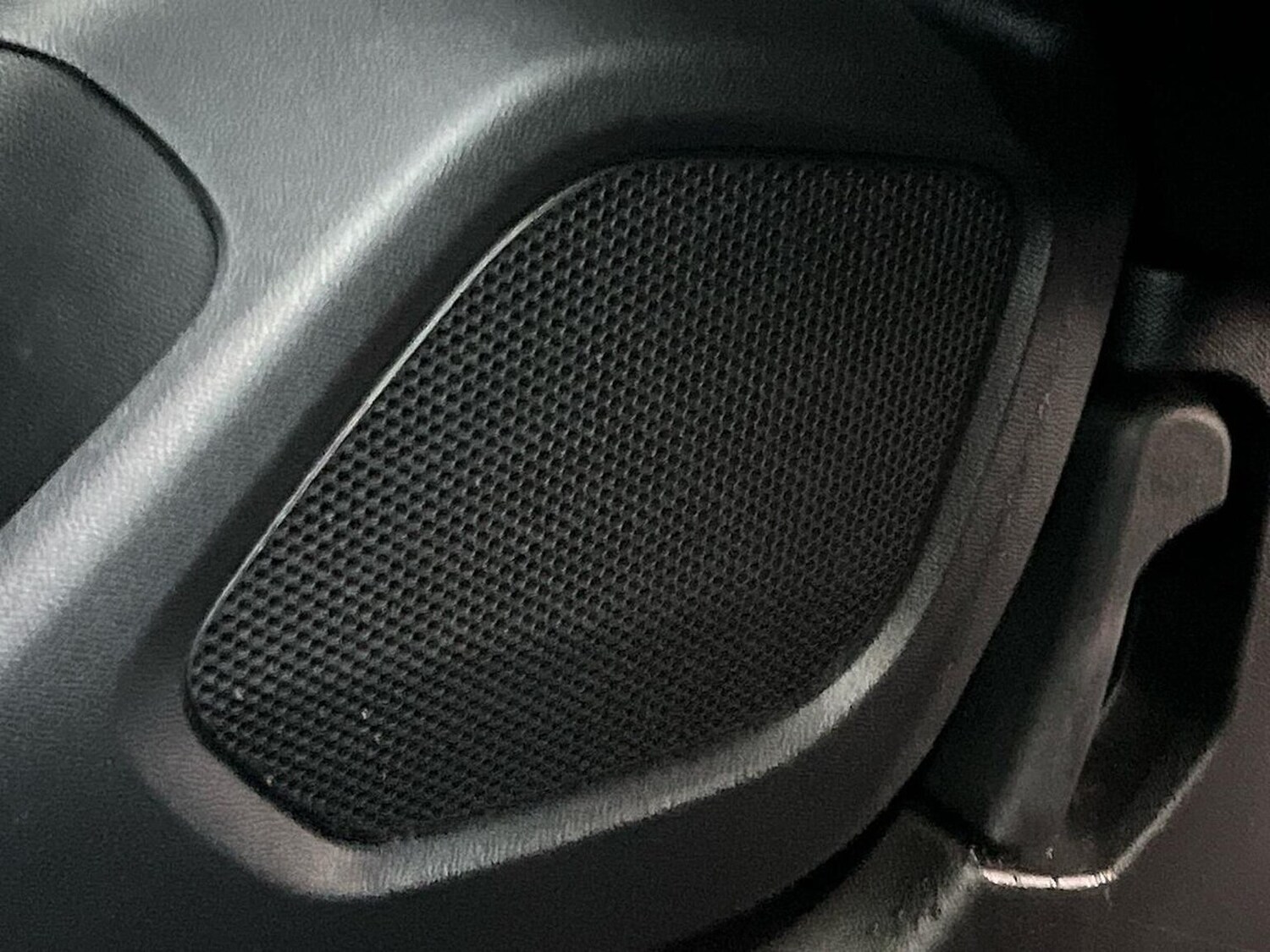 Used Peugeot 2008 2023 for sale - 77488671: Photo 31