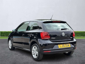 Used Volkswagen Polo 2016 for sale - 79047907: Photo