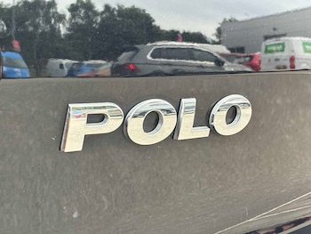 Used Volkswagen Polo 2016 for sale - 79047907: Photo