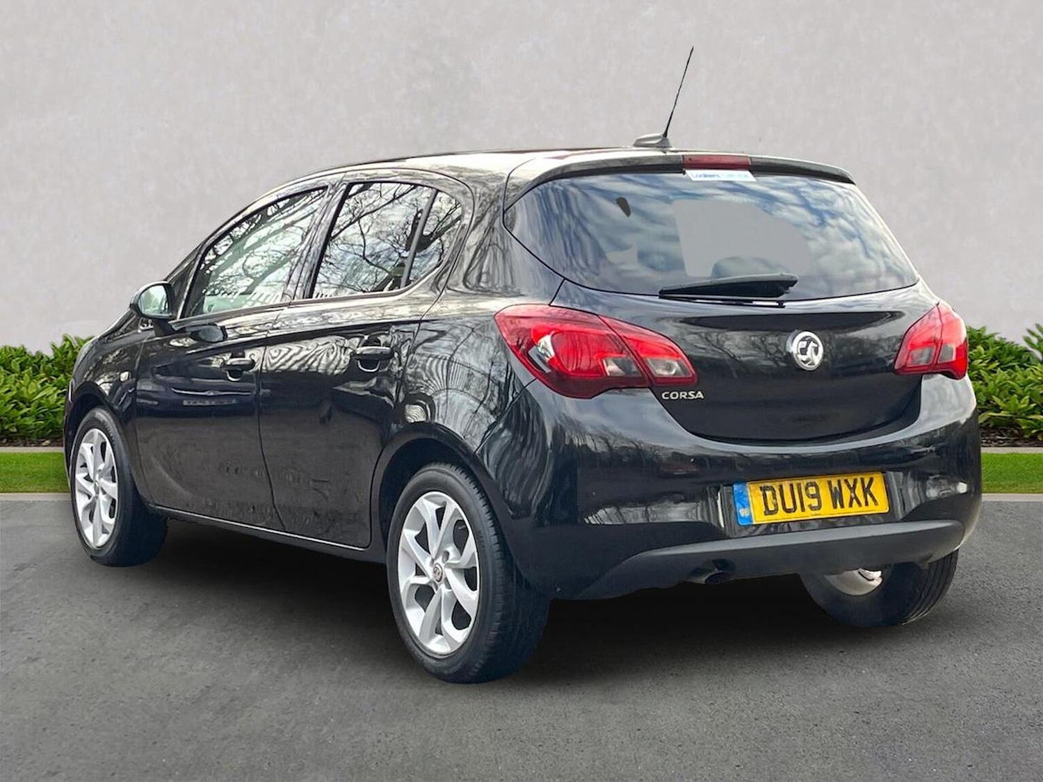 Used Vauxhall Corsa 2019 for sale - 76864033: Photo 2