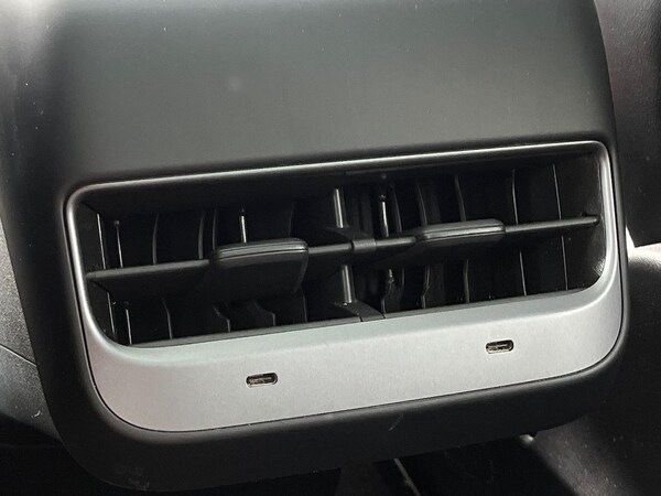 Used Tesla Model Y 2022 for sale - 75714096: Photo 44
