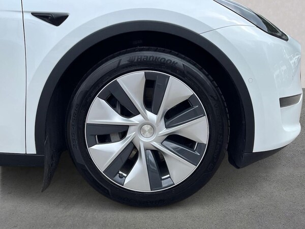 Used Tesla Model Y 2022 for sale - 75714096: Photo 6