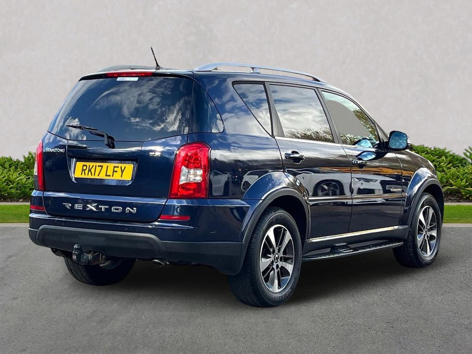 Used Ssangyong Rexton 2017 for sale - 76347048: Photo 2