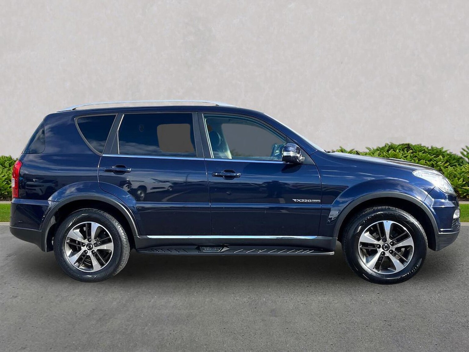 Used Ssangyong Rexton 2017 for sale - 76347048: Photo 3