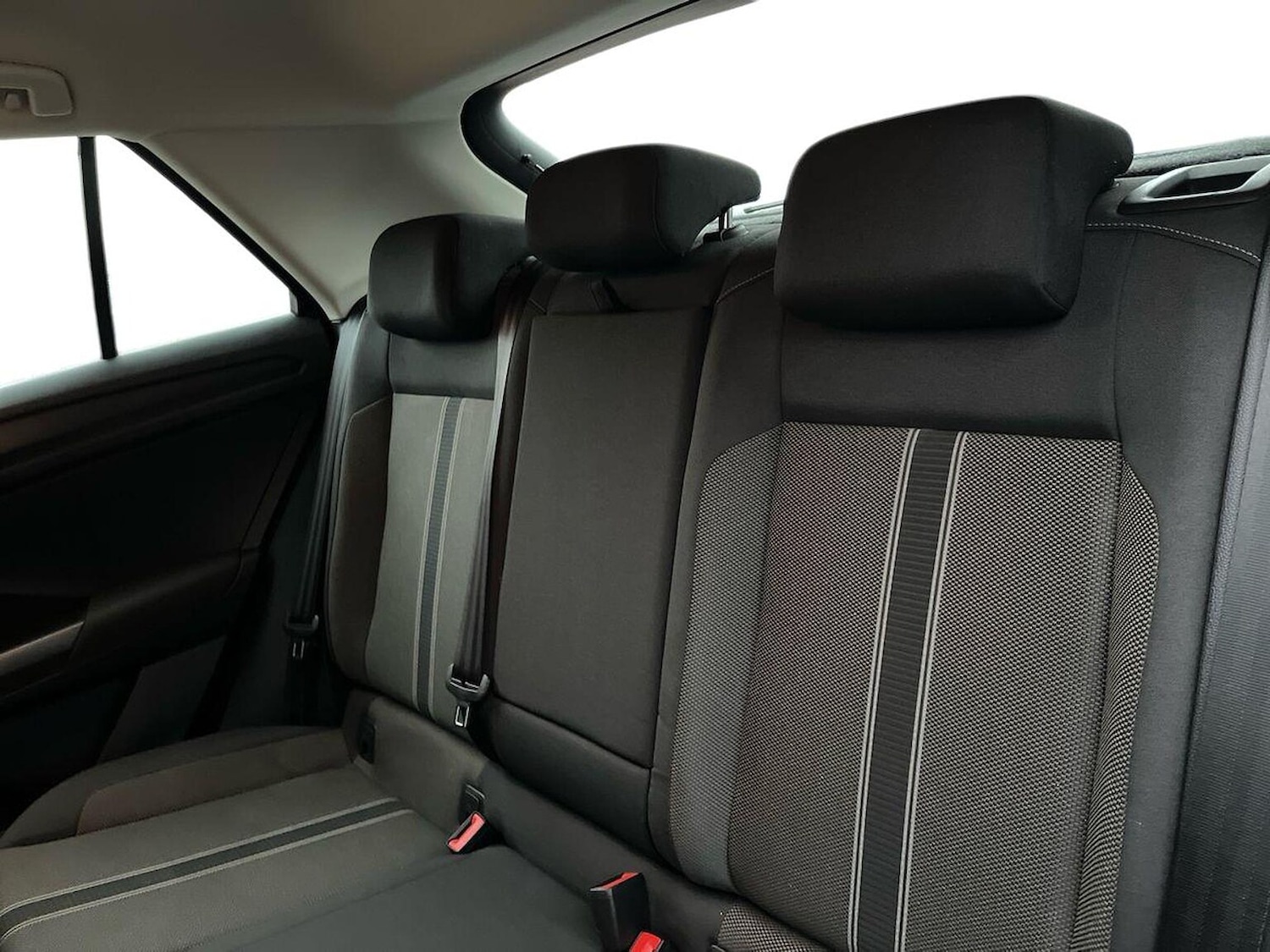 Used Volkswagen T-Roc 2019 for sale - 76986948: Photo 16