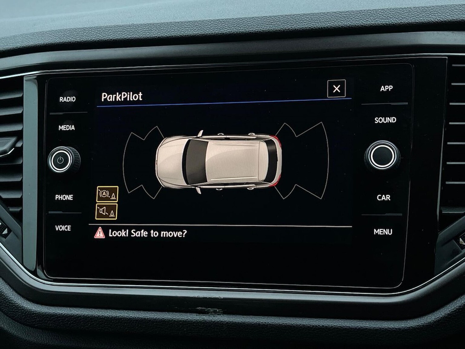 Used Volkswagen T-Roc 2019 for sale - 76986948: Photo 23