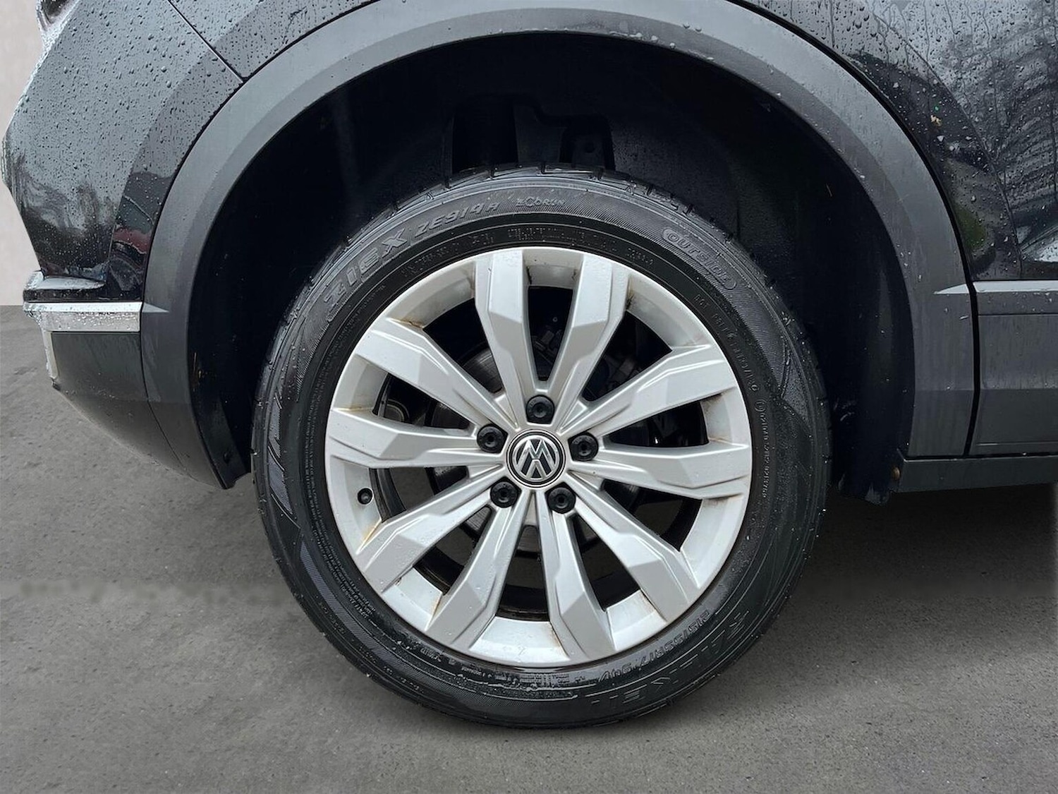 Used Volkswagen T-Roc 2019 for sale - 76986948: Photo 6