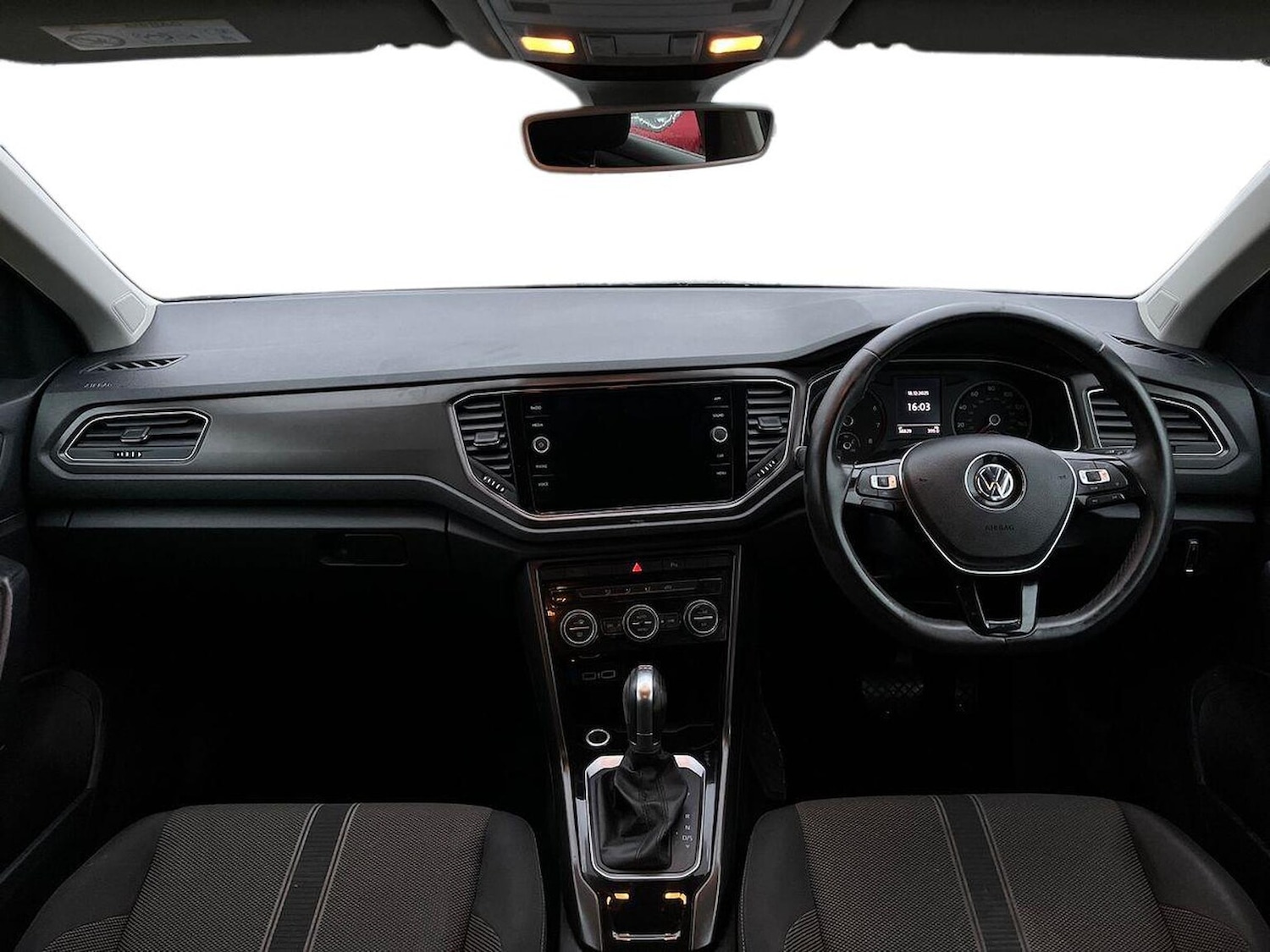 Used Volkswagen T-Roc 2019 for sale - 76986948: Photo 8