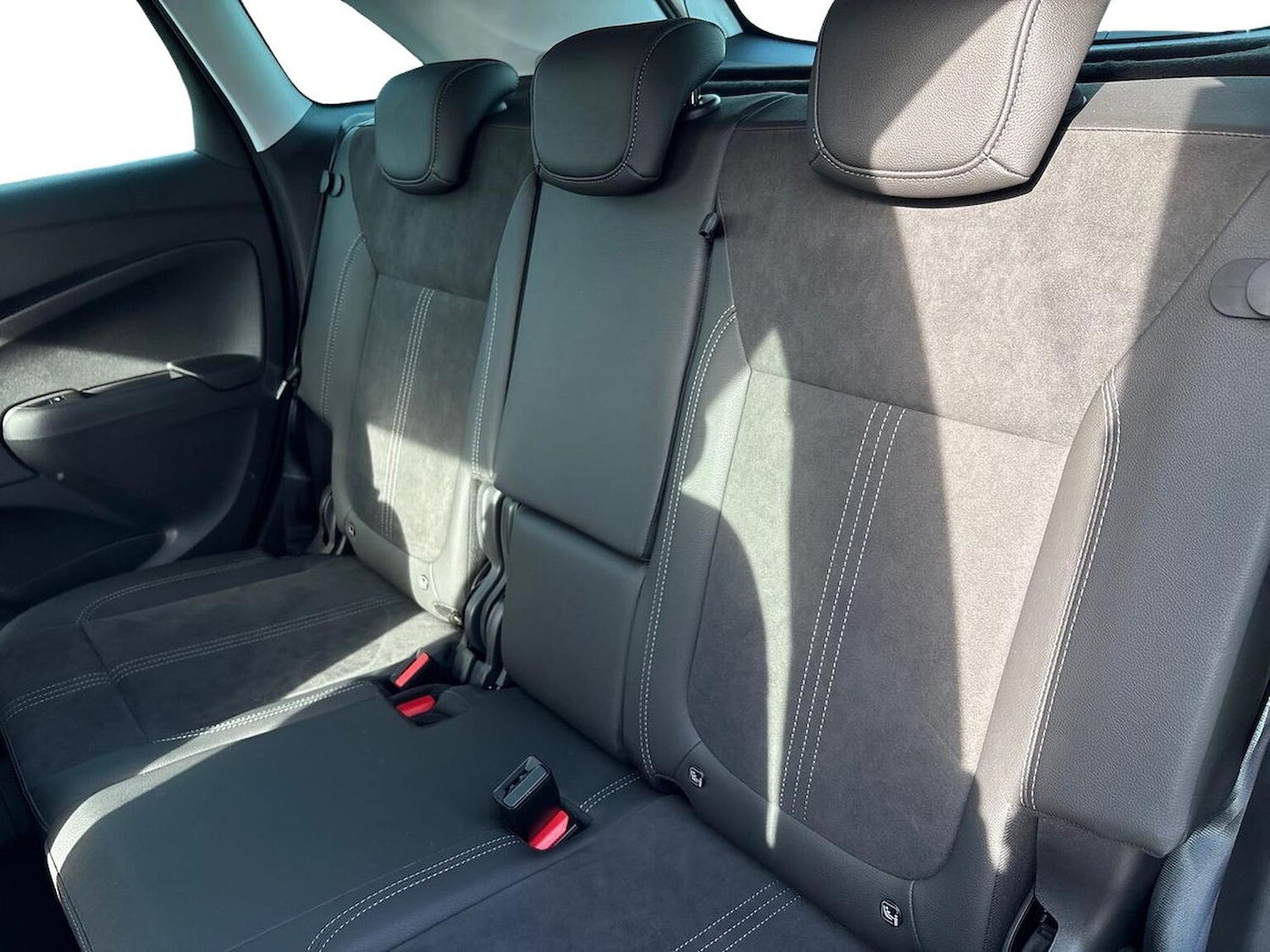 Used Vauxhall Crossland 2024 for sale - 76637746: Photo 16