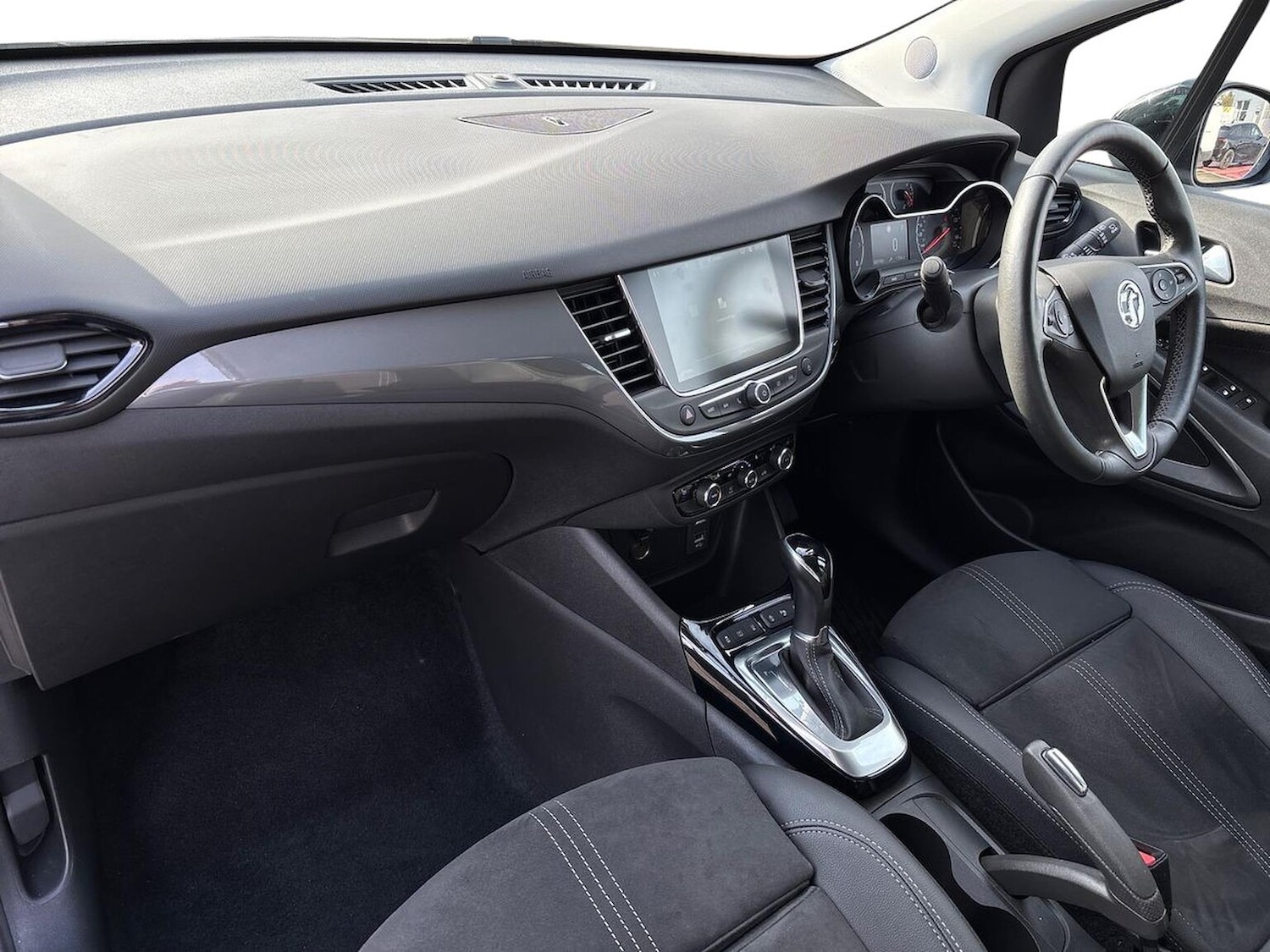Used Vauxhall Crossland 2024 for sale - 76637746: Photo 7