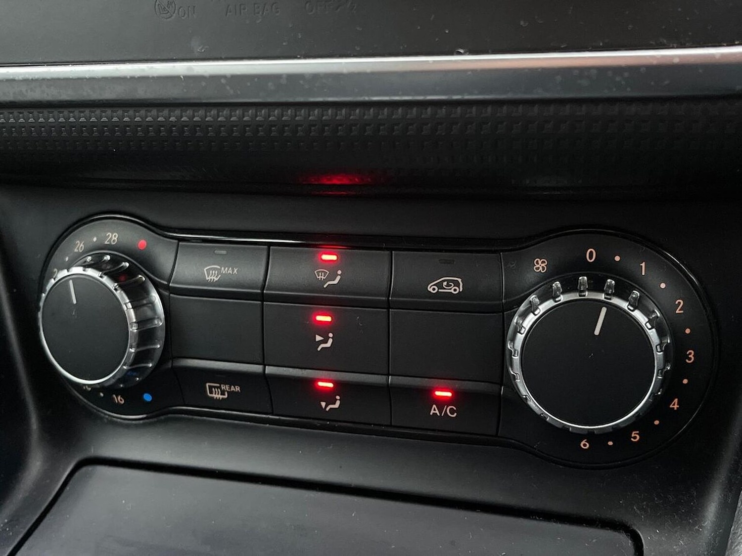 Used Mercedes-Benz A-Class 2015 for sale - 77851492: Photo 12