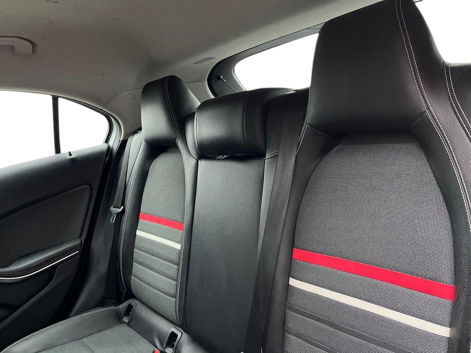 Used Mercedes-Benz A-Class 2015 for sale - 77851492: Photo 16