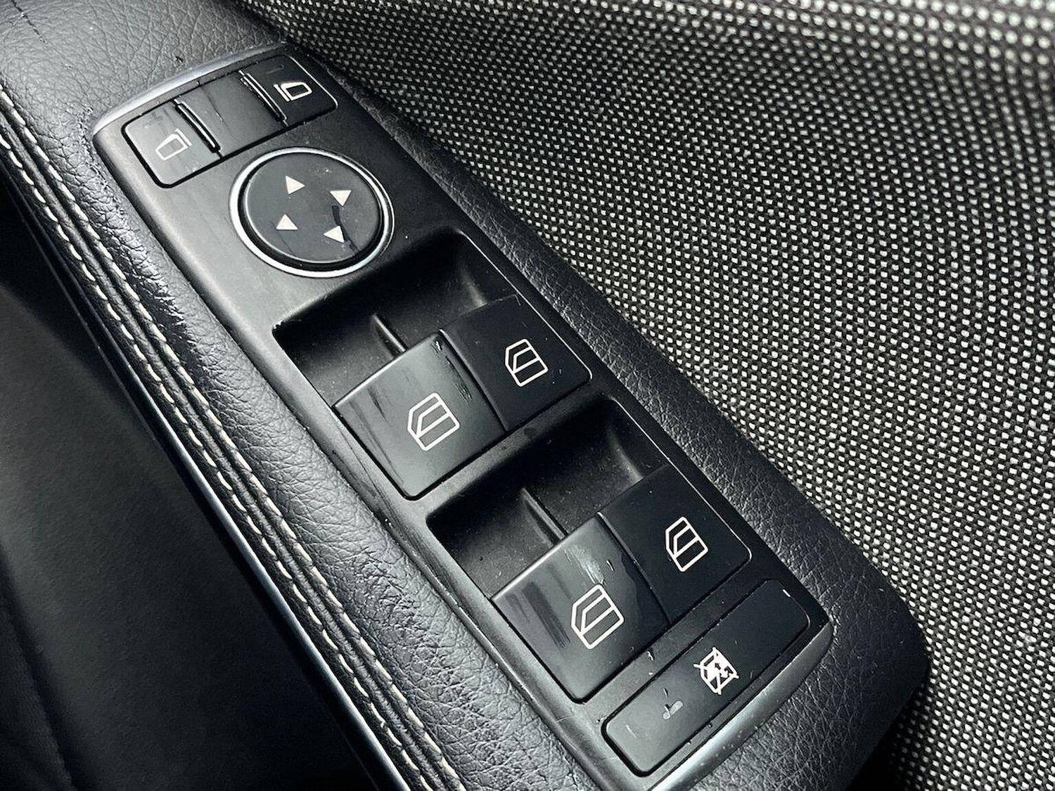 Used Mercedes-Benz A-Class 2015 for sale - 77851492: Photo 21