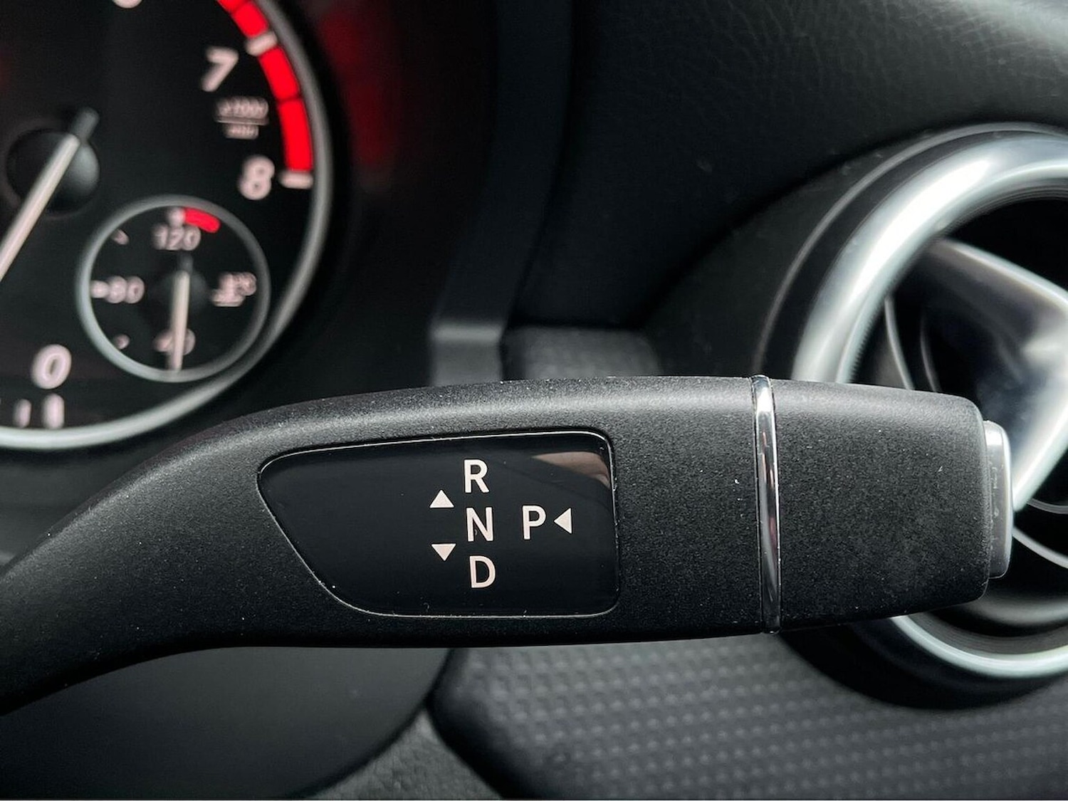 Used Mercedes-Benz A-Class 2015 for sale - 77851492: Photo 29