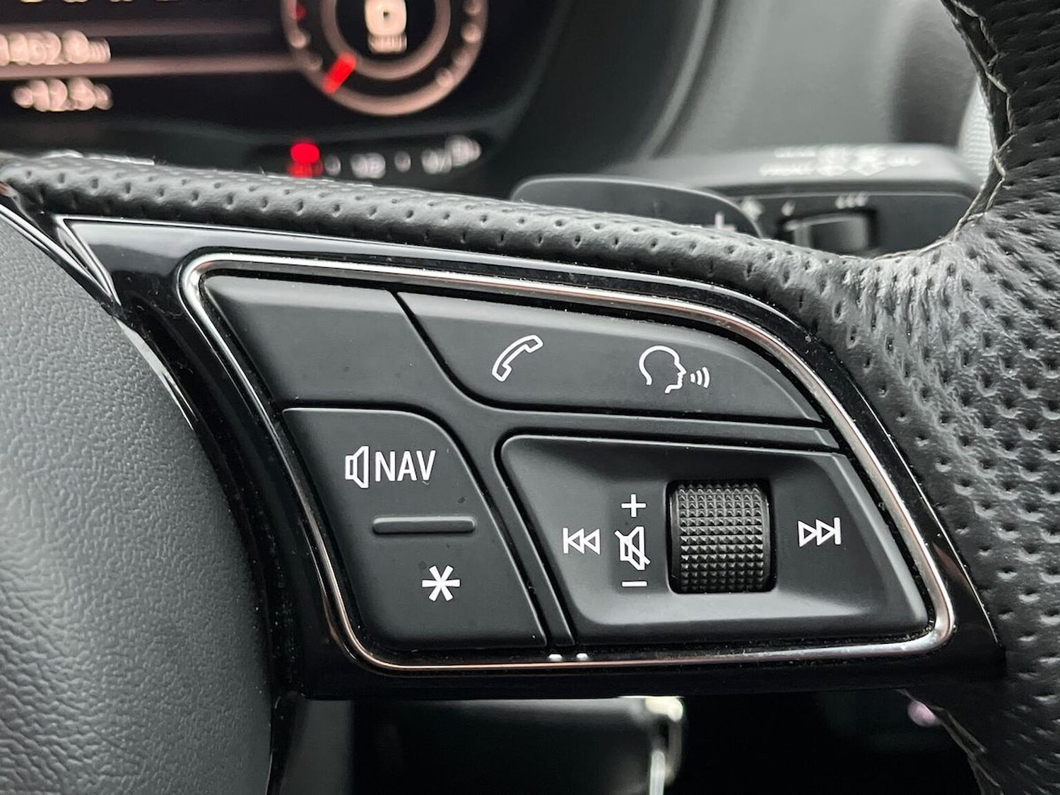 Used Audi Q2 2023 for sale - 76577236: Photo 28