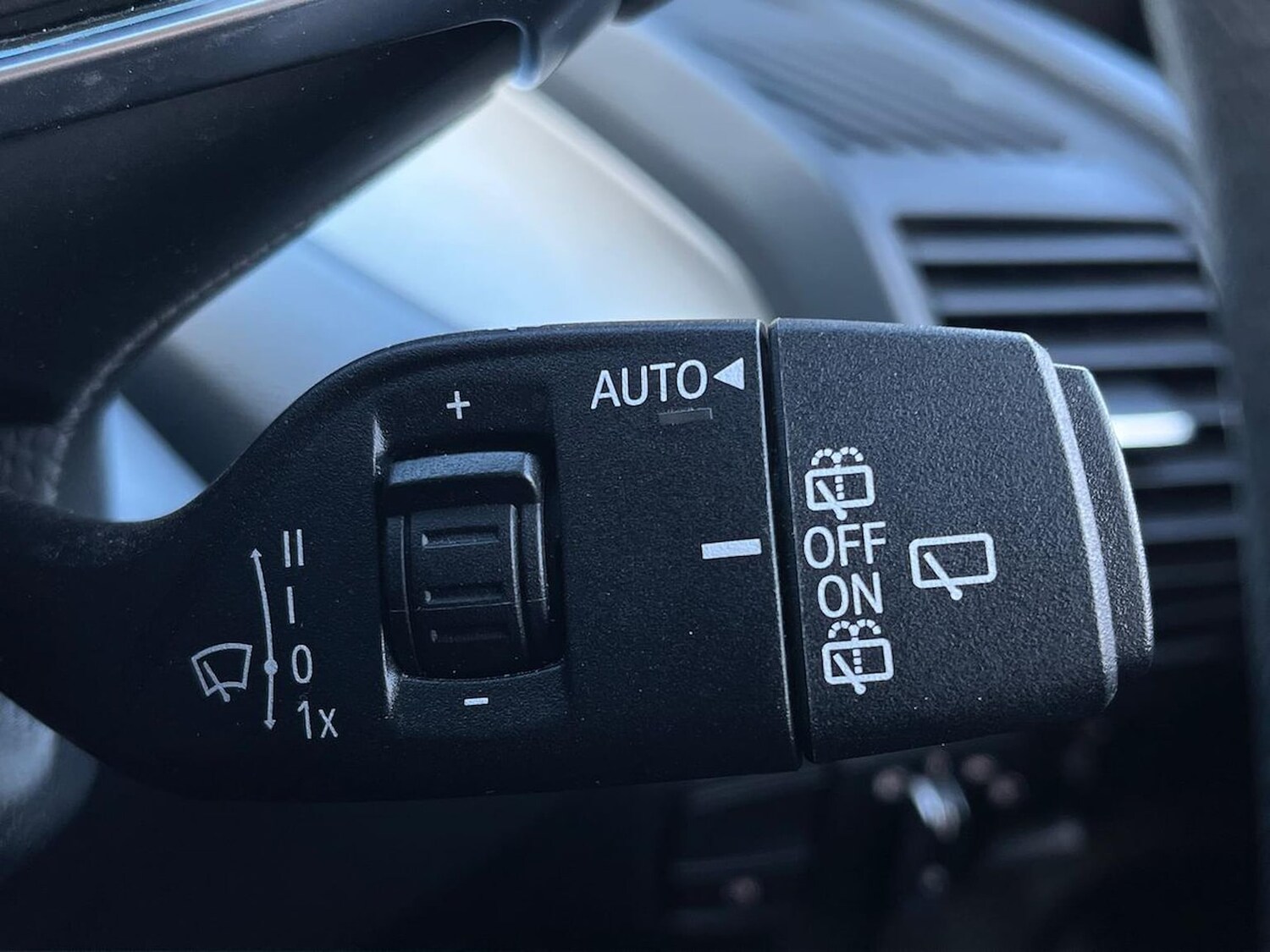 Used BMW i3 2017 for sale - 78196485: Photo 32