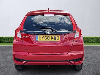 Used Honda Jazz 2018 for sale - 79083227: Photo