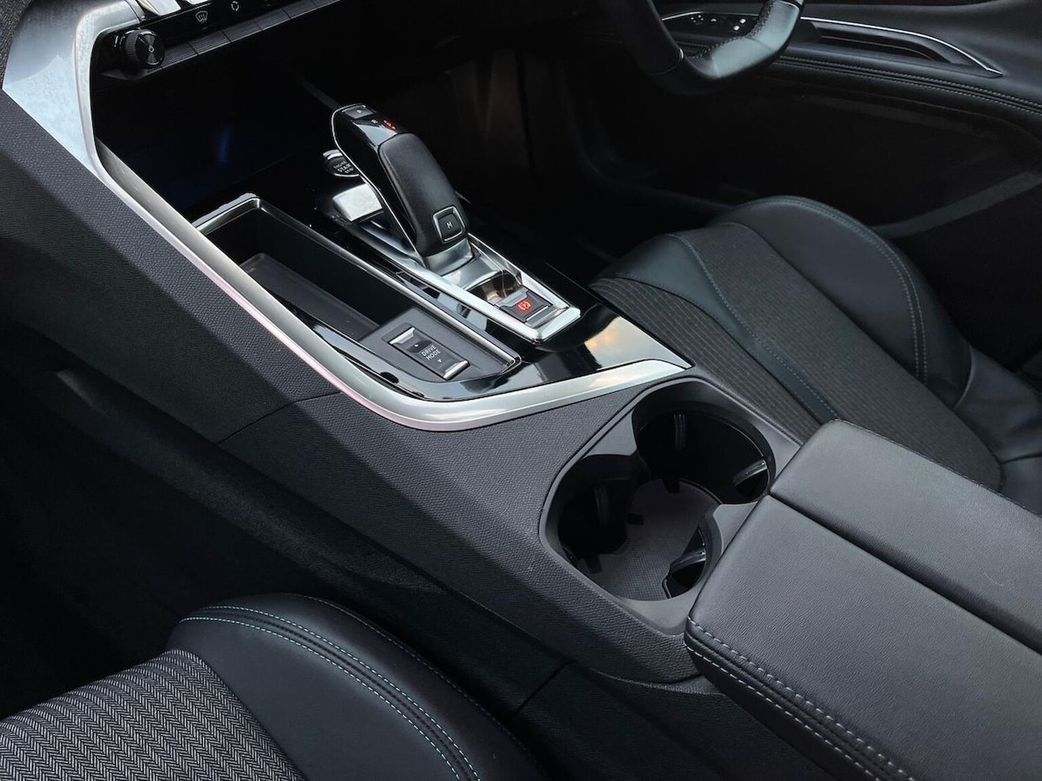 Used Peugeot 3008 2022 for sale - 76497289: Photo 13