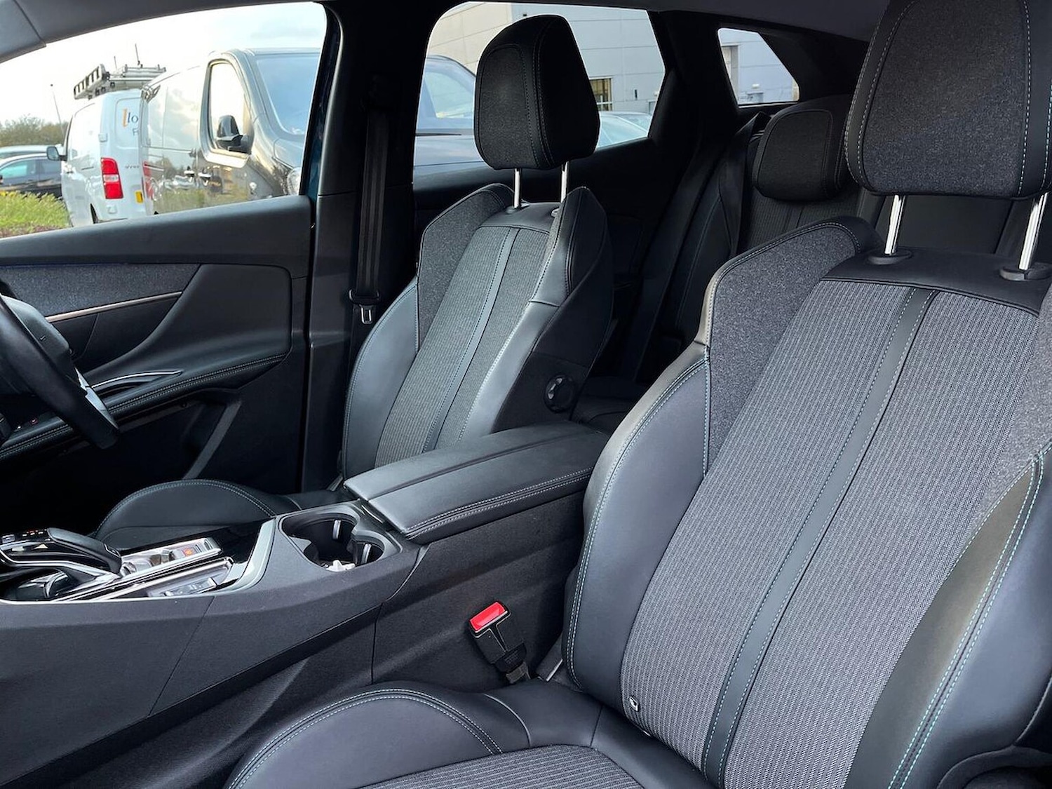 Used Peugeot 3008 2022 for sale - 76497289: Photo 32