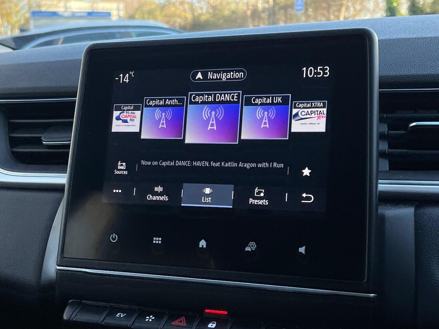 Used Renault Captur 2022 for sale - 77488659: Photo 11