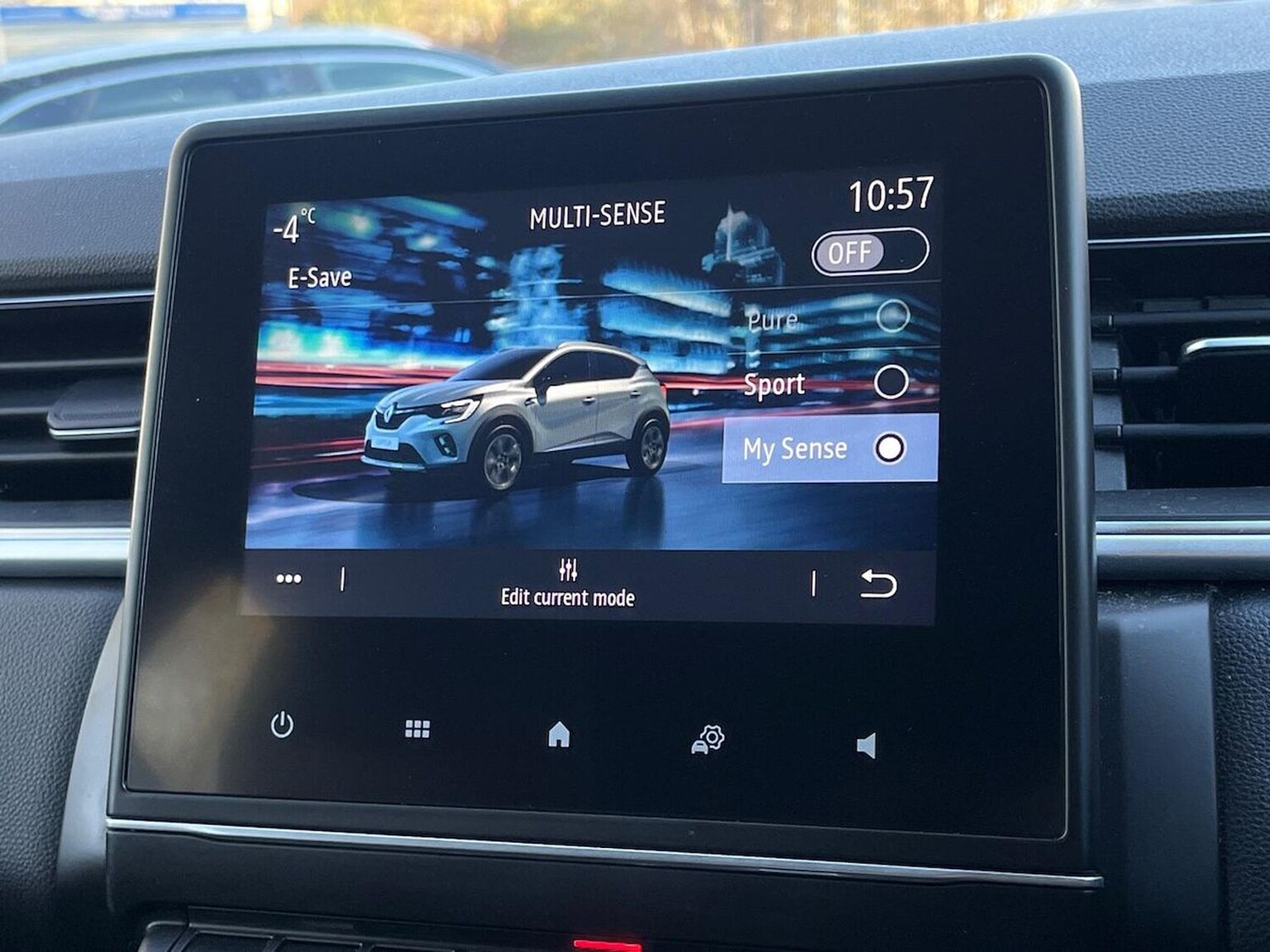 Used Renault Captur 2022 for sale - 77488659: Photo 47