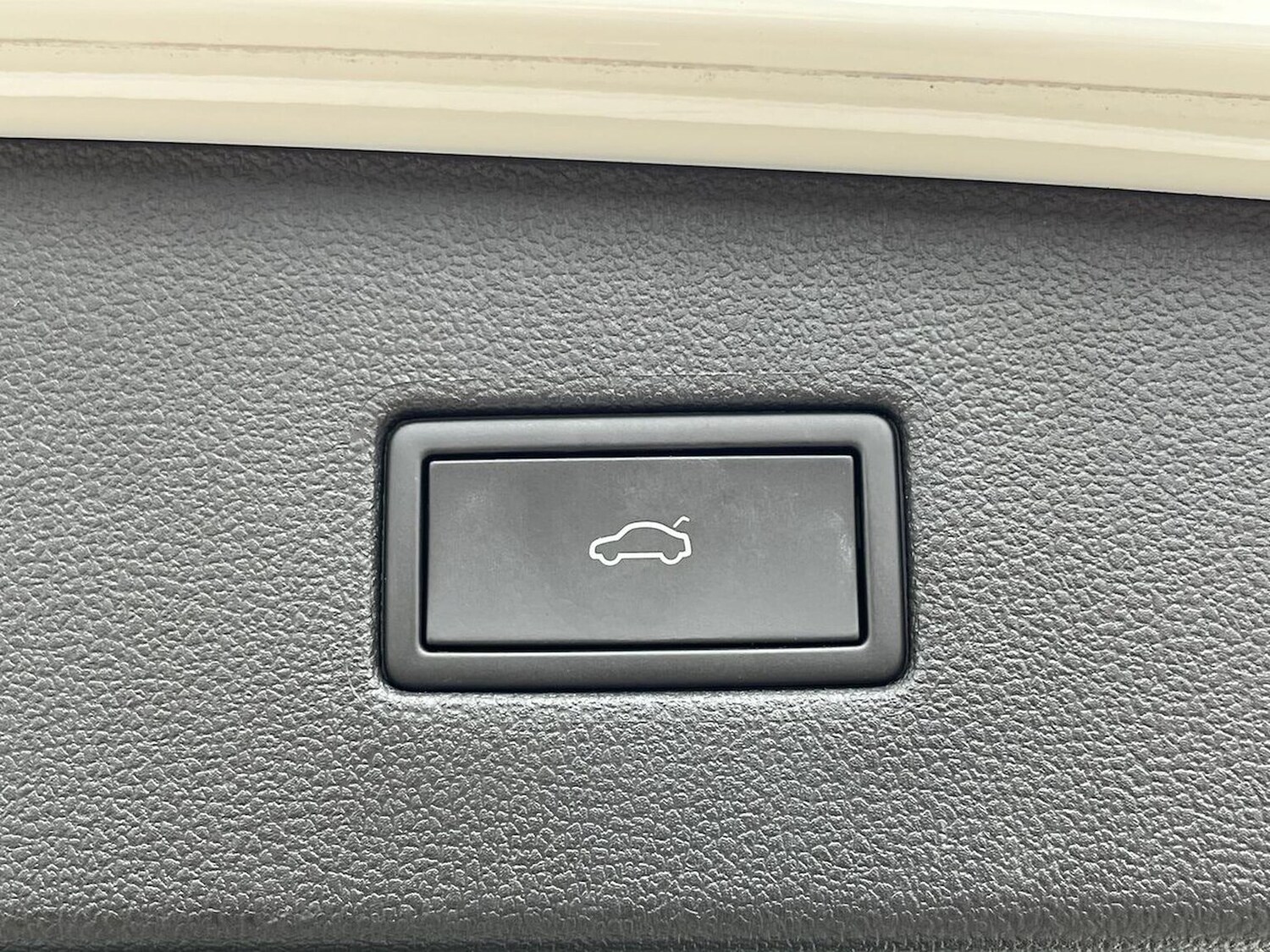 Vehicle 43