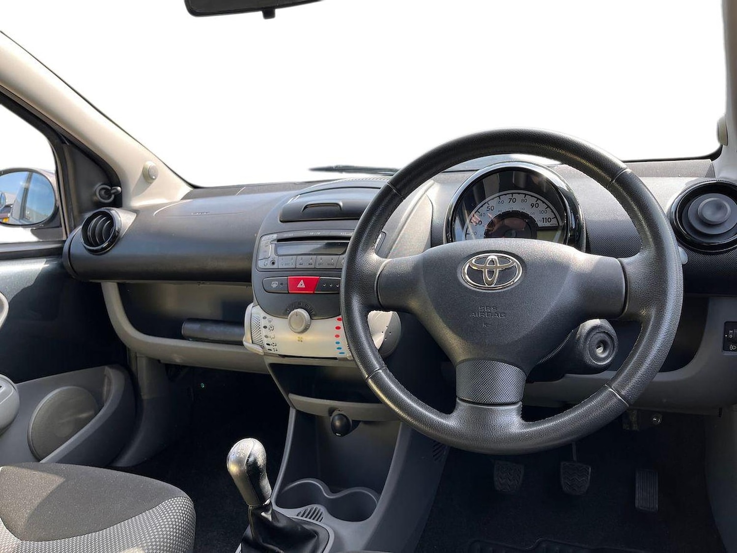 Used Toyota AYGO 2012 for sale - 76026131: Photo 15