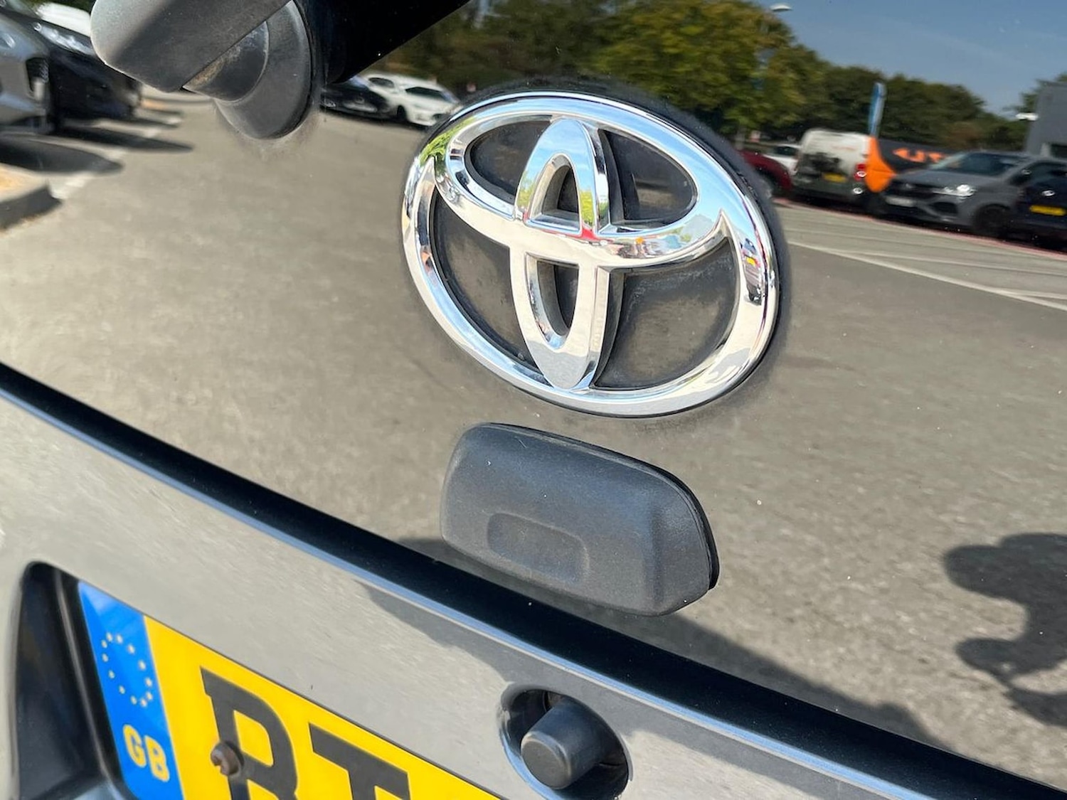 Used Toyota AYGO 2012 for sale - 76026131: Photo 42