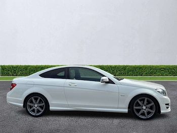 Used Mercedes-Benz C Class 2011 for sale - 79143408: Photo