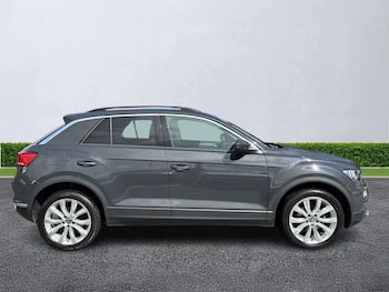 Used Volkswagen T-Roc 2021 for sale - 79616525: Photo