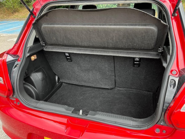 Used Suzuki Swift 2021 for sale - 75587312: Photo 17