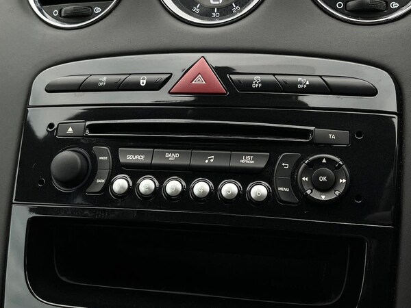 Used Peugeot RCZ 2015 for sale - 76082536: Photo 24