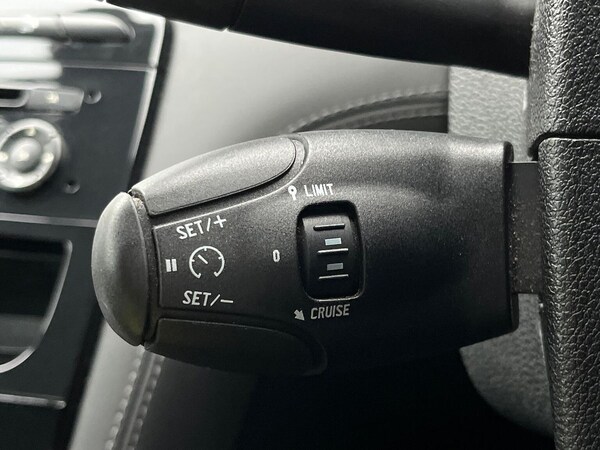 Used Peugeot RCZ 2015 for sale - 76082536: Photo 26